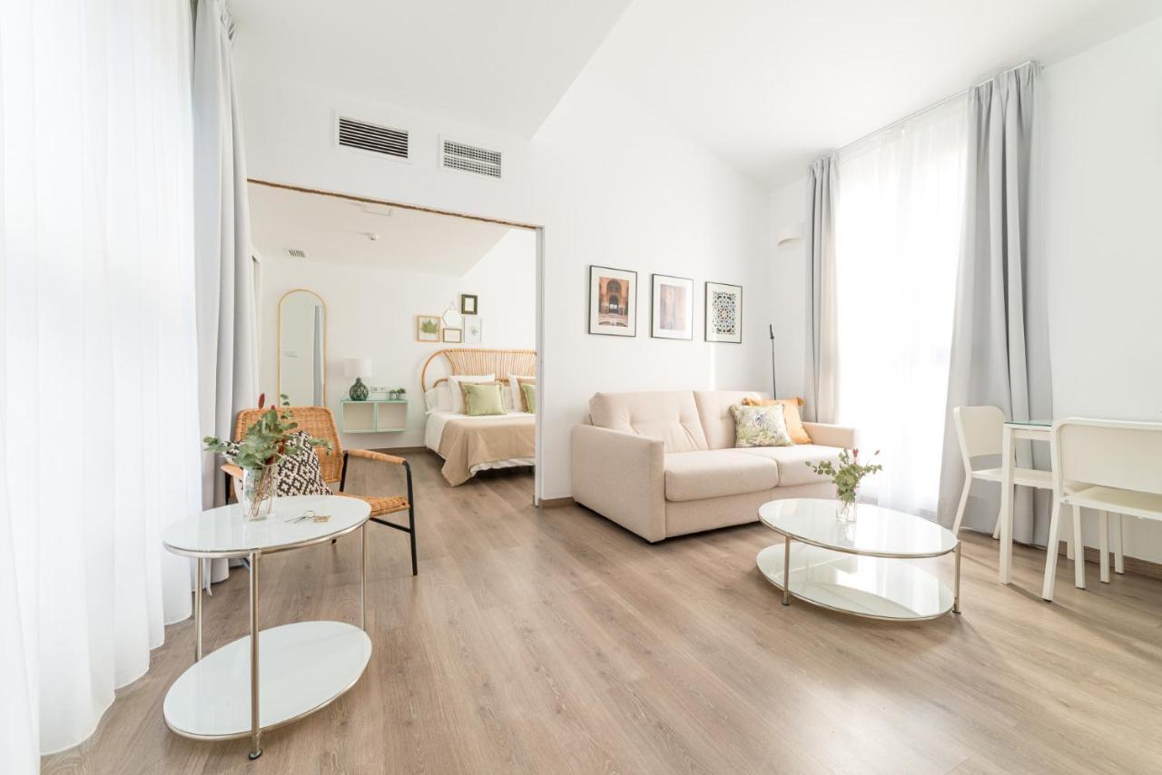 Apartamentos Con Encanto En El Centro De Granada Luaran gambar