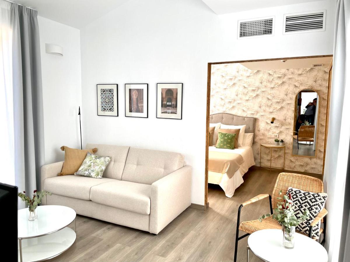Apartamentos Con Encanto En El Centro De Granada Luaran gambar